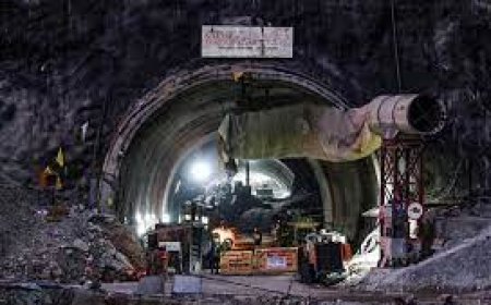 Drilling resumes to save trapped Uttarakhand tunnel workers