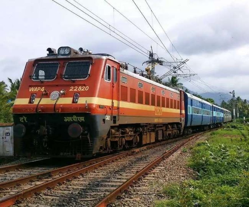South Central Railway cancels 142 trains in view of cyclone threat