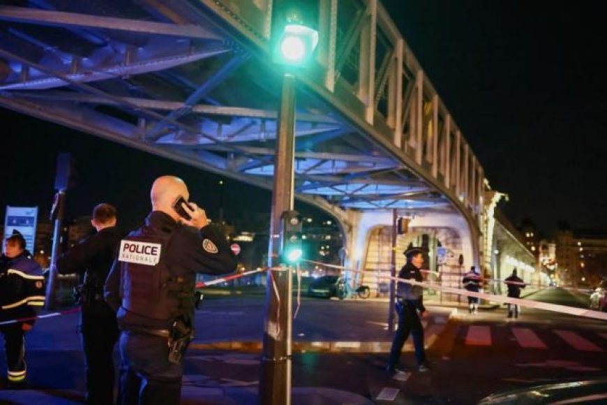 Attack near Eiffel Tower leaves German man dead