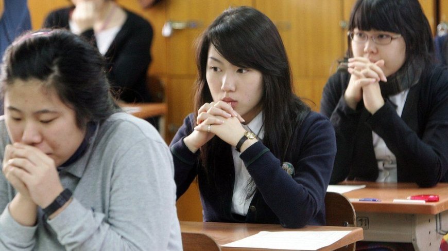 South Korean students sue after teacher ends exam 90 seconds early