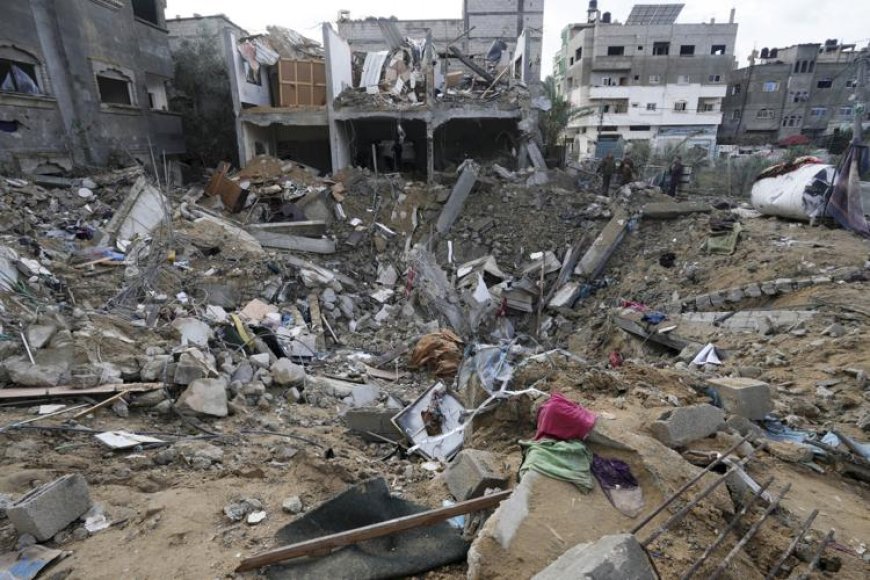 Israeli attacks kill 158 people in a day