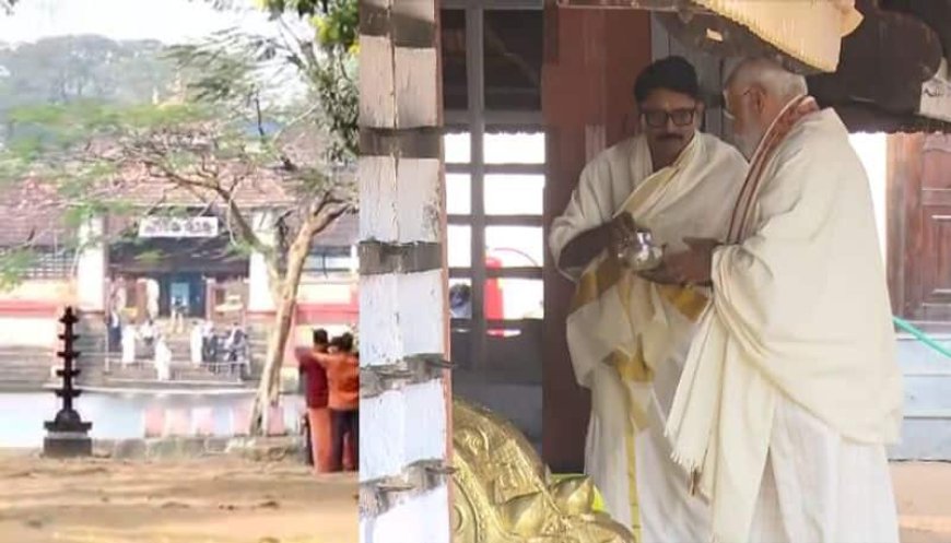 PM prays at Thriprayar Sree Rama temple