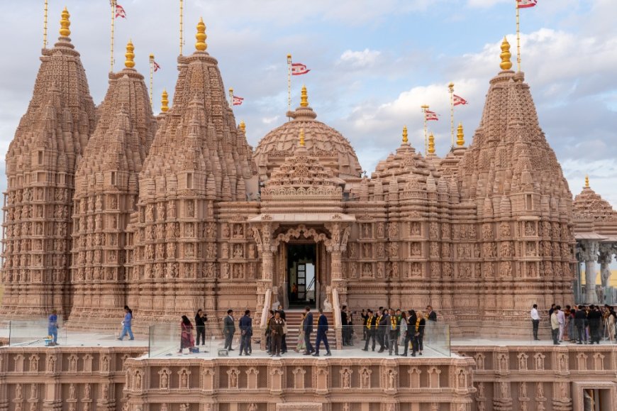 Historic BAPS Hindu Temple in Abu Dhabi consecrated