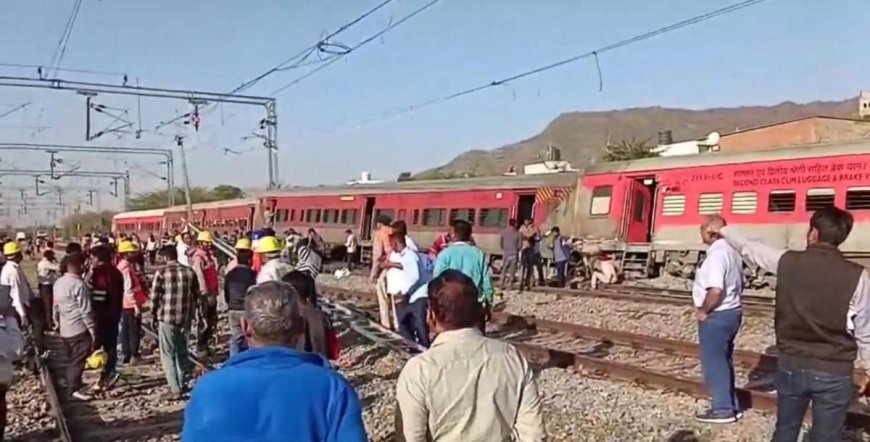 4 coaches of Sabarmati-Agra superfast train derail in Ajmer