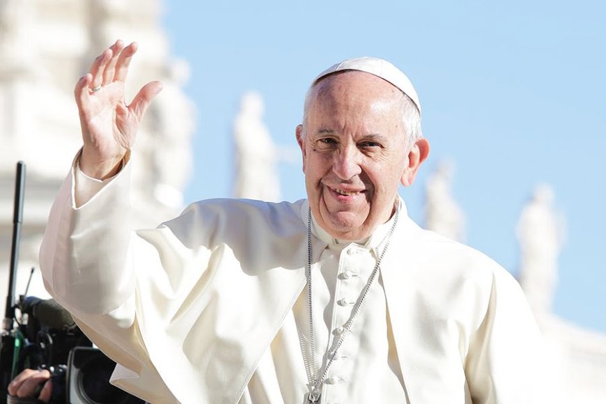 Pope Francis puts rumours of retirement to rest in new memoir