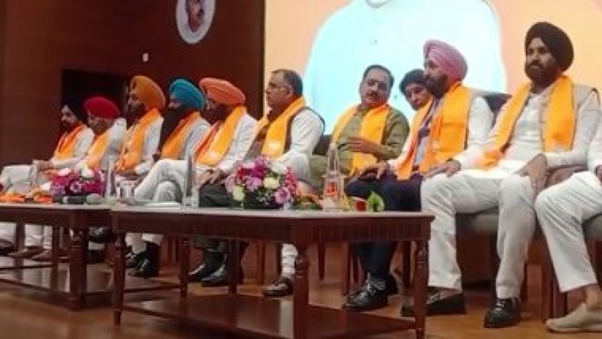 1,500 Sikhs join BJP ahead of Lok Sabha polls in Delhi, Punjab