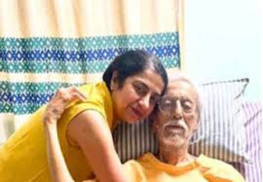 ചാരുഹാസൻ ആശുപത്രിയിൽ :ചിത്രം പങ്കുവെച്ച് സുഹാസിനി