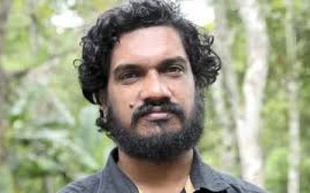 നടിയുടെ പരാതി; സംവിധായകന് സനല്കുമാര് ശശിധരനെതിരെ വീണ്ടും കേസ്