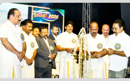 അജ്പക് മെഗാ പ്രോഗ്രാം കിഴക്കിന്റ വെനീസ് ഉത്സവ് - 2025 വിസ്മയമായി