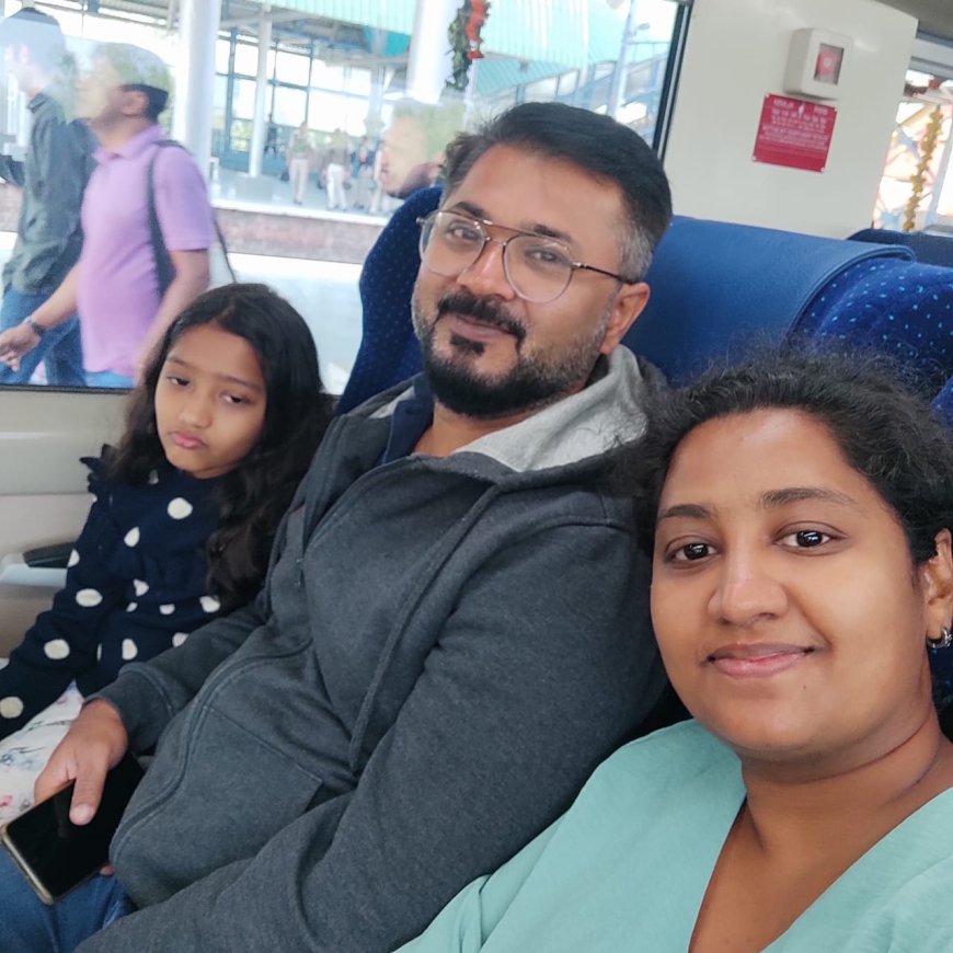 ചെനാബ് ആർച്ച് പാലത്തിൽക്കൂടിയുള്ള വന്ദേ ഭാരത് ട്രെയിനിൻറെ കന്നി യാത്രയിലെ ആദ്യ മലയാളി കുടുംബം