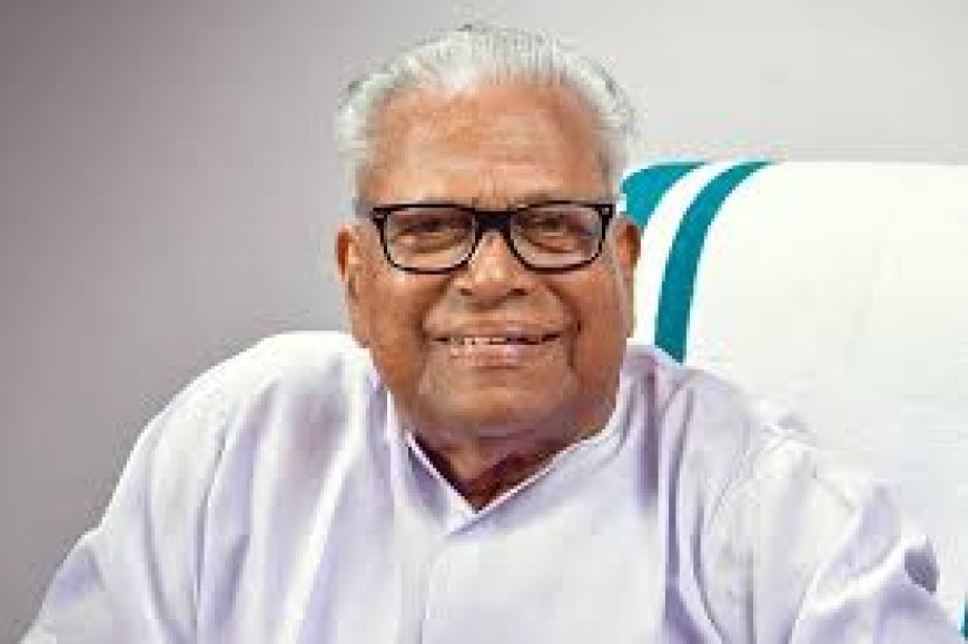 ഹൃദയാഘാതം; വി എസ് അച്യുതാനന്ദൻ ആശുപത്രിയിൽ