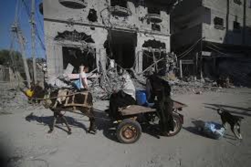 Israel bombards Gaza City after ordering Palestinians to flee