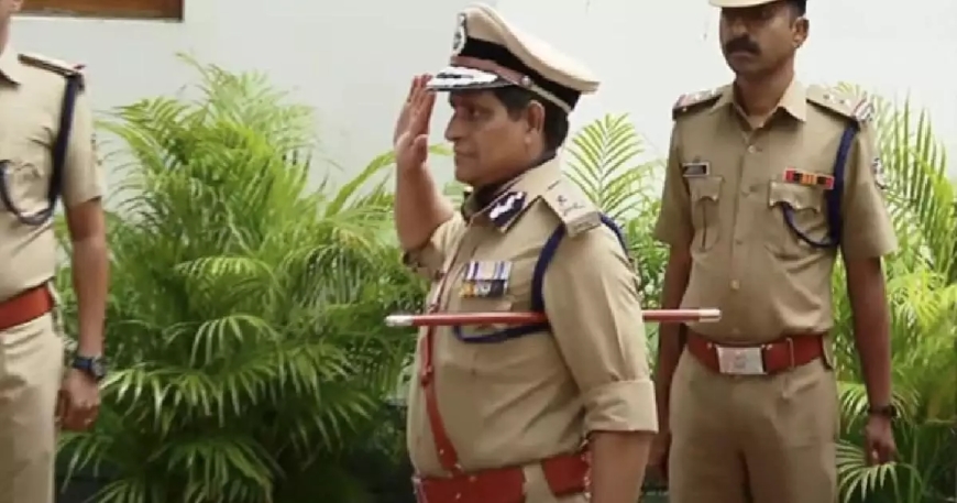 സംസ്ഥാന പൊലീസ് മേധാവിയായി റവാഡ ചന്ദ്രശേഖർ ചുമതലയേറ്റു
