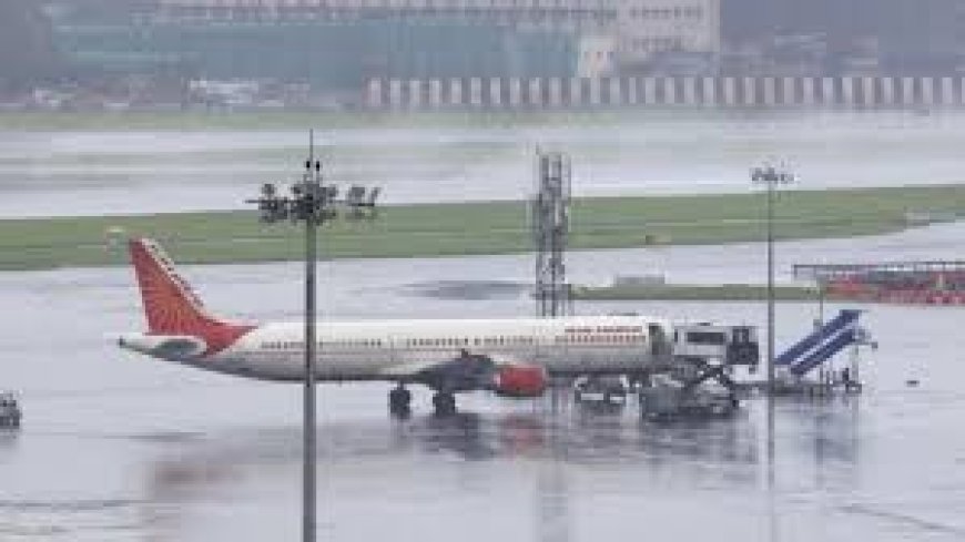 കൊച്ചി - മുംബൈ എയർഇന്ത്യ വിമാനം ലാൻഡിങ്ങിനിടെ റൺവേയിൽ നിന്ന് തെന്നിമാറി