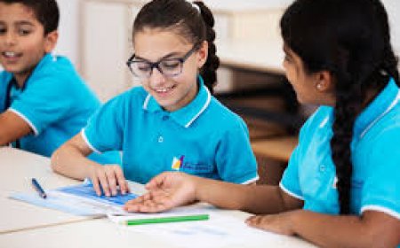 Dubai school calendar 2025-2026 with term dates and holidays