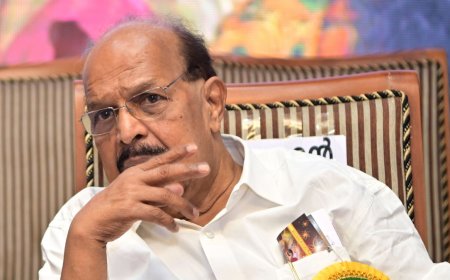 Sudhakaran not invited for memorial event, pays tribute alone