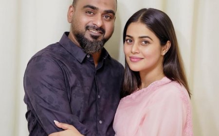 Overwhelmed with joy to share that we are expecting our second baby: Shamna Kasim