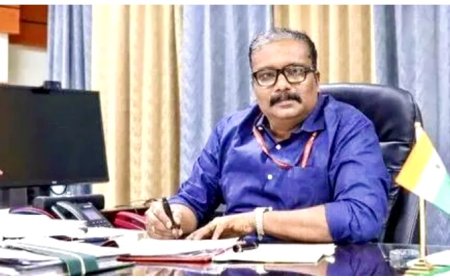 IAS officer B. Ashok to move tribunal against transfer order