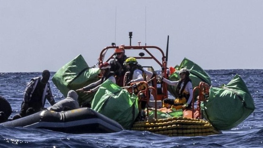 Dozens of migrants die in boat capsize off Yemen