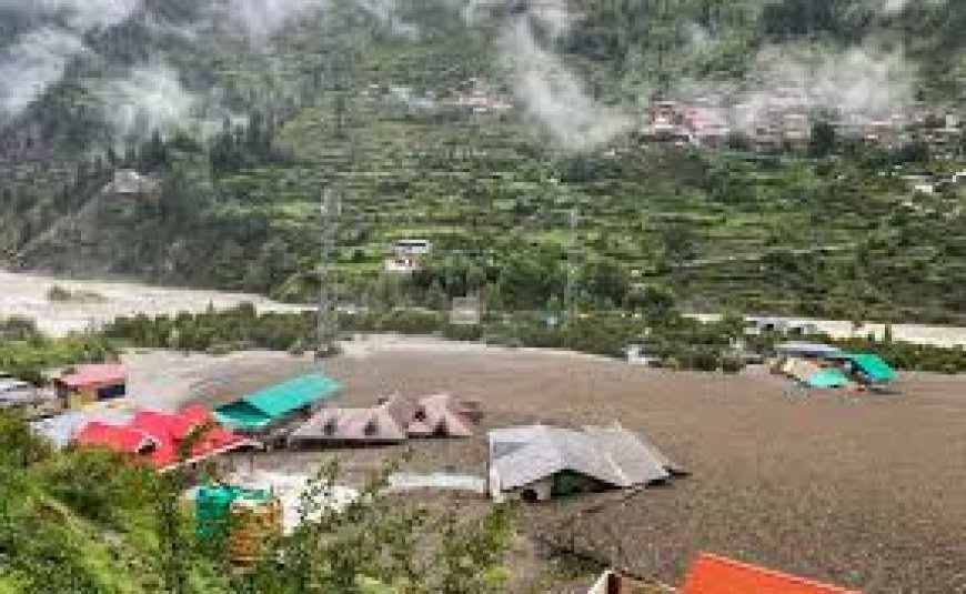 More than 100 missing after flash floods in Uttarakhand