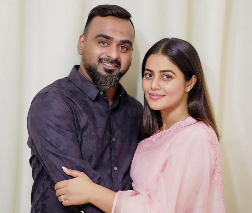 Overwhelmed with joy to share that we are expecting our second baby: Shamna Kasim