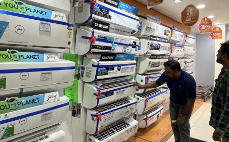 India cuts tax rates to spur consumption, blunt tariff impact
