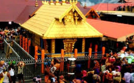 ദേവസ്വം ബോര്ഡിന് തിരിച്ചടി; സ്വര്ണപ്പാളി എത്രയും വേഗം തിരികെയെത്തിക്കണമെന്ന് ഹൈക്കോടതി