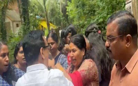 മാലിന്യ പ്രശ്നത്തില് ഇടപെട്ടില്ല; കണ്ണൂരില് കെ പി മോഹനന് എംഎല്എയെ കയ്യേറ്റം ചെയ്ത് നാട്ടുകാര്
