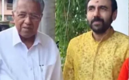 സ്വർണ പാളി വിവാദം; ഉണ്ണികൃഷ്ണന് പോറ്റിക്ക് കോടികളുടെ ദുരൂഹ ഇടപാടുകള്; പ്രമുഖർക്കൊപ്പമുള്ള ചിത്രം പുറത്ത്