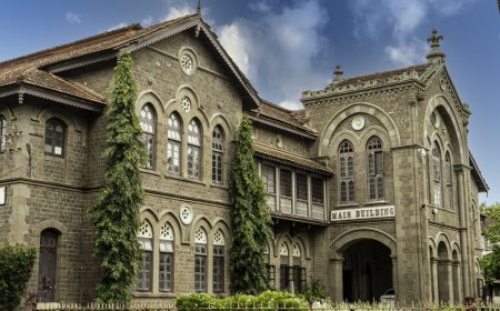 Which Indian city is called the Oxford of the East?