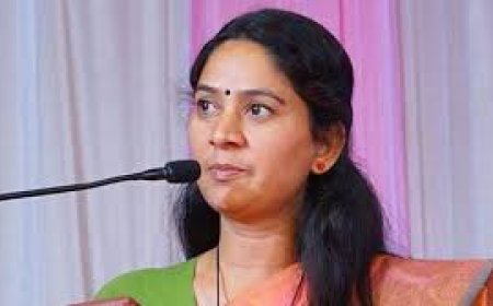 'ഉദ്ഘാടനങ്ങൾക്ക് ഇപ്പോൾ തുണിയുടുക്കാത്ത താരങ്ങൾ മതി; മോഹൻലാൽ നടത്തുന്ന ഒരു ഒളിഞ്ഞുനോട്ട പരിപാടിയുണ്ട്': യു പ്രതിഭ എംഎൽഎ