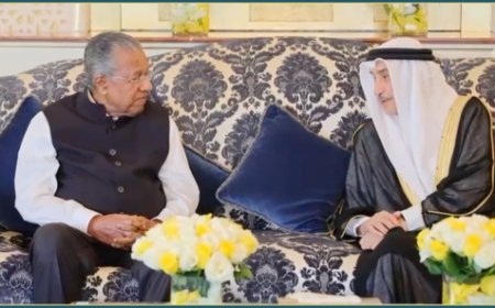 Kerala CM meets Bahrain Deputy PM; bilateral ties discussed