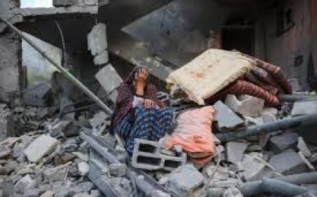 Israel launches ‘wave’ of air strikes on Gaza as truce teeters