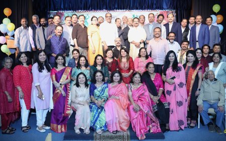 എക്കോ സീനിയർ അംഗങ്ങൾക്ക് സമർപ്പണമായി കലാവേദി അവതരിപ്പിച്ച സംഗീത സന്ധ്യ അവർണ്ണനീയമായി