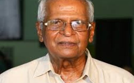 ലോ​റ​ന്‍​സി​ന്‍റെ മൃ​ത​ദേ​ഹം വൈ​ദ്യ​പ​ഠ​ന​ത്തി​ന് തന്നെ; മ​ക​ൾ ആ​ശ​യു​ടെ പു​നഃ​പ​രി​ശോ​ധ​നാ ഹ​ര്‍​ജി ഹൈക്കോടതി ത​ള്ളി