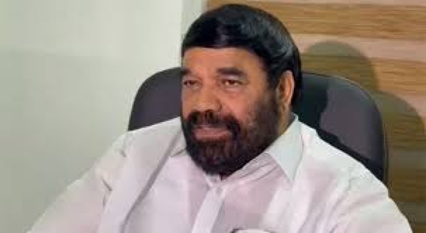 ശബരിമലയിലെ ദ്വാരപാലക പീഠവിവാദം; ഉണ്ണിക്കൃഷ്ണൻ പോറ്റിയുടെ ഇടപെടലിൽ ദുരൂഹതയെന്ന് മന്ത്രി   വാസവൻ