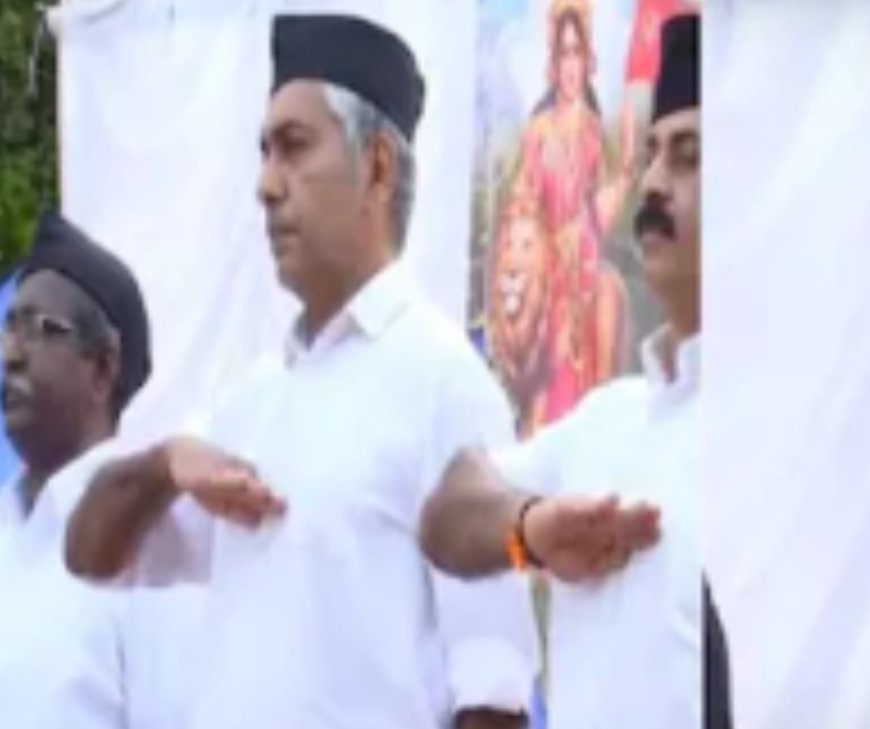 മുൻ ഡിജിപി ജേക്കബ് തോമസ്  ആർ എസ് എസ് പദസഞ്ചലനത്തിൽ