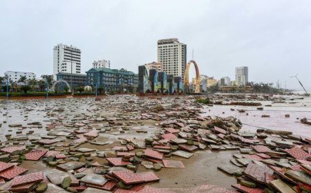 Typhoon barrels towards Cambodia after killing at least 193 in Philippines and Vietnam