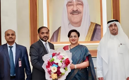 കുവൈറ്റ്  ഇന്ത്യൻ അംബാസഡറായി പരമിത ത്രിപാഠി ചുമതലയേറ്റു