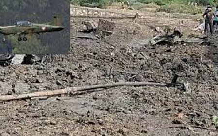 വ്യോമസേനയുടെ വിമാനം തകർന്നു; പൈലറ്റ്  അത്ഭുതകരമായി രക്ഷപെട്ടു