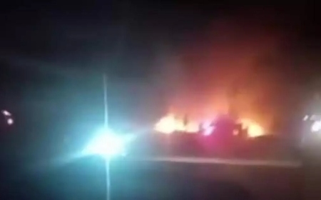 സൗദിയിൽ ഇന്ത്യയിൽ നിന്നുള്ള ഉംറ തീർത്ഥാടകർ സഞ്ചരിച്ച ബസ് ടാങ്കറുമായി കൂട്ടിയിടിച്ച്  42 പേർക്ക് ദാരുണാന്ത്യം