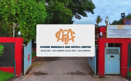 HC to hear plea into Veena Vijayan’s ‘monthly payment’ case