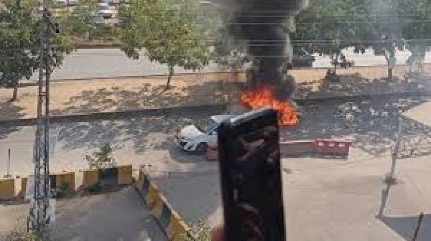 പാകിസ്ഥാനിൽ സ്ഫോടനം; 12 പേർ കൊല്ലപ്പെട്ടു