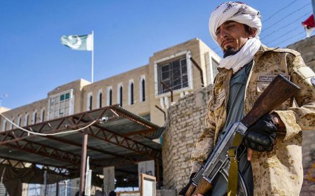 Deadly border fighting breaks out between Pakistan and Afghanistan