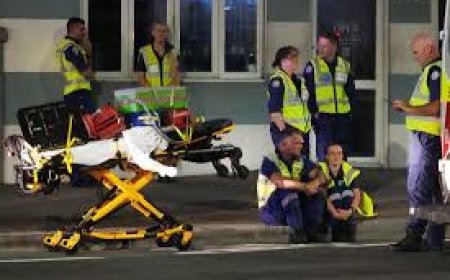 ഓസ്‌ട്രേലിയയിലെ സിഡ്‌നിയിൽ വെടിവെപ്പ്; 10 മരണം, ആക്രമണം ജൂതരുടെ ആഘോഷപരിപാടിക്കിടെ