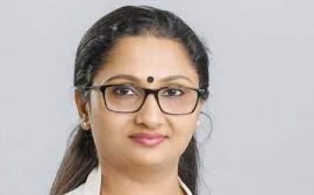 ദീപ്തി മേരി വർ​ഗീസ് മേയറാകില്ല;  മിനിമോളും ഷൈനി മാത്യുവും കൊച്ചി മേയര്‍ പദവി പങ്കിടും