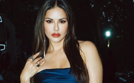 സന്യാസിമാരുടെ പ്രതിഷേധം: മഥുരയിൽ സണ്ണി ലിയോണിന് വിലക്ക്