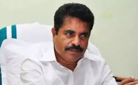 ശബരിമല സ്വർണ്ണക്കൊള്ള: അടൂർ പ്രകാശിനെ ചോദ്യം ചെയ്യും