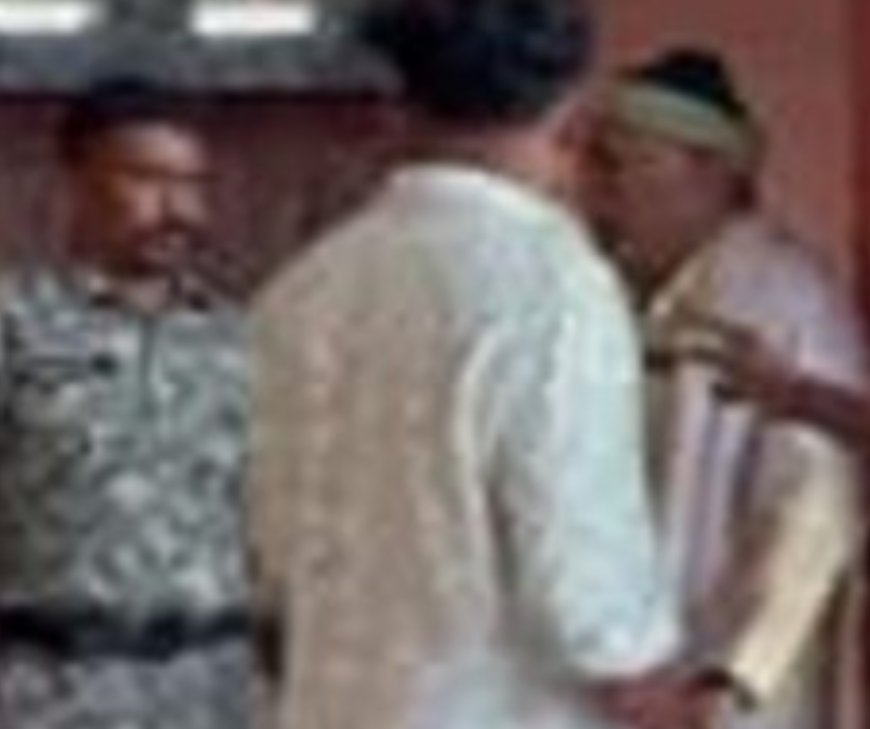 പാലക്കാടും തൃശൂരിലും കള്ളവോട്ട് ആരോപണം; തൃശൂര്‍  ചെന്ത്രാപ്പിന്നിയില്‍ വോട്ടെടുപ്പ് തടസപ്പെട്ടു