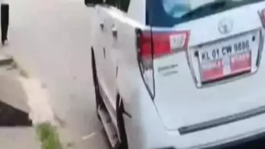 മന്ത്രി സജി ചെറിയാന്റെ വാഹനം അപകടത്തില്‍പെട്ടു